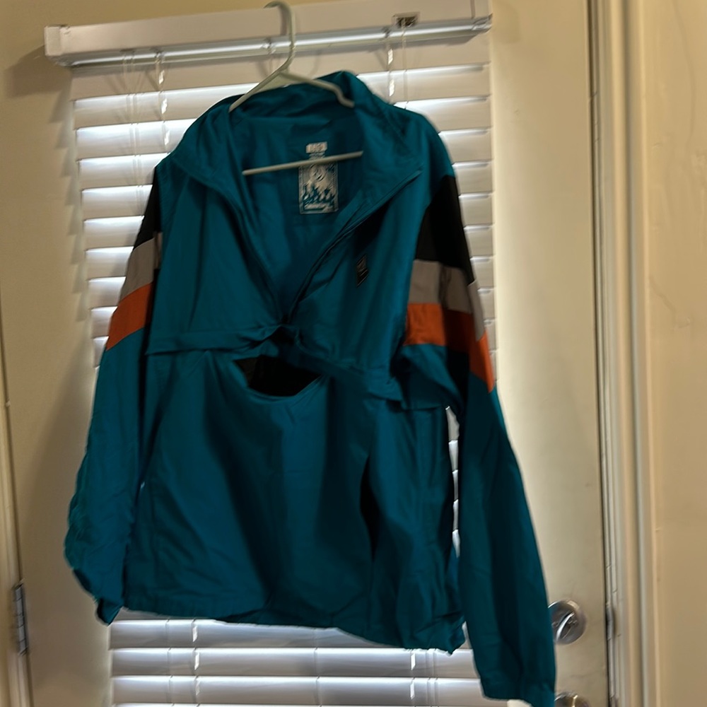 Volcom Windbreaker